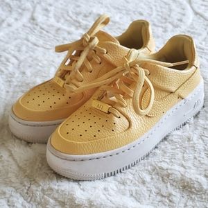 Nike Air Force 1 Sage LowTopaz Gold (Women's)